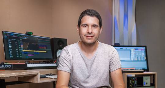 Latin Producer / Songwriter - ElBurrito Music