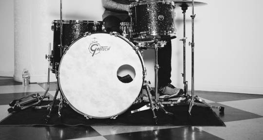 Americana/Rock Session Drummer/Percussionist - Brian Griffin