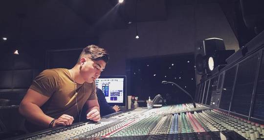Music Producer/Mixing-Engineer - Kevin Cho