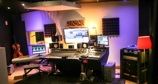 Recording Studio - Hilltop Recording Studio